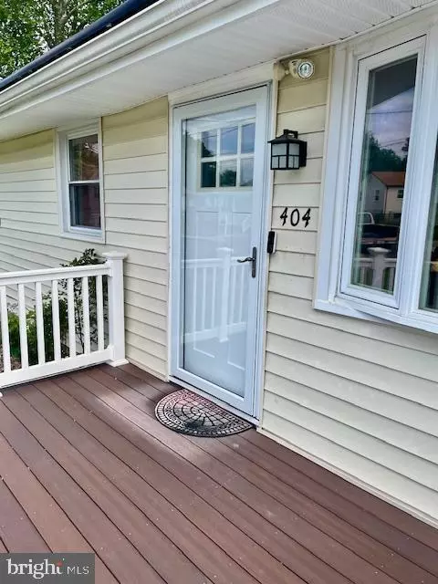 Linthicum Heights, MD 21090,404 CARL AVE