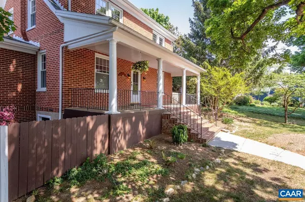 Staunton, VA 24401,1104 N COALTER ST