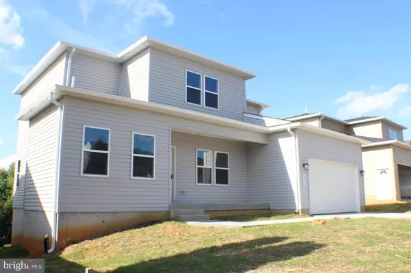 Edinburg, VA 22824,211 PRINCESS CAROLINE CT