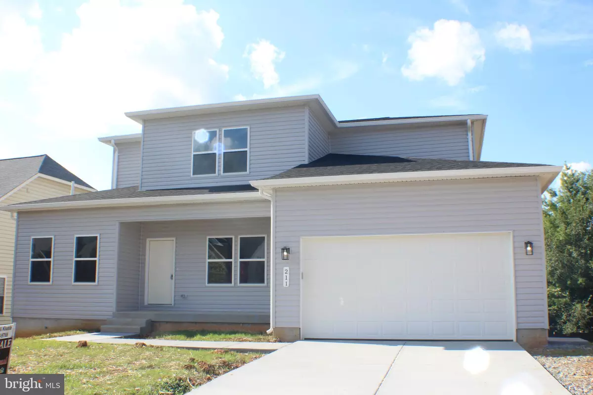 Edinburg, VA 22824,211 PRINCESS CAROLINE CT