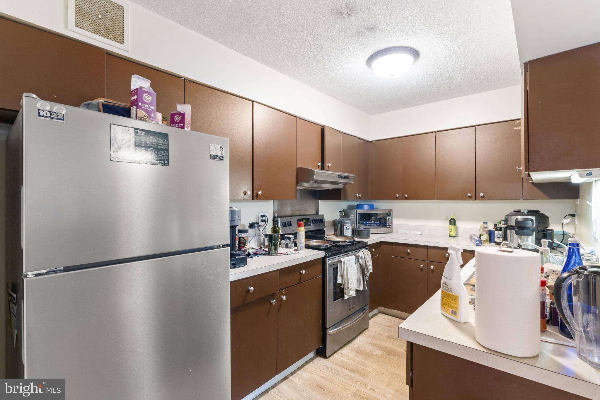 Philadelphia, PA 19102,1420 LOCUST ST #25 F