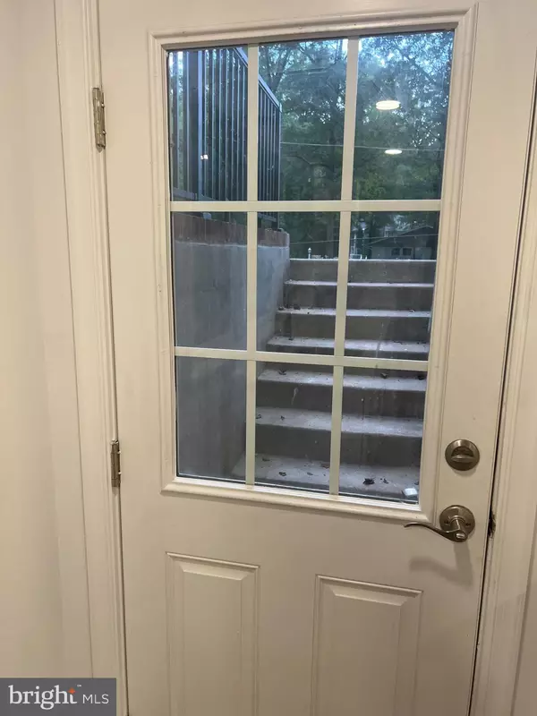 Great Falls, VA 22066,1100 SPRINGVALE RD