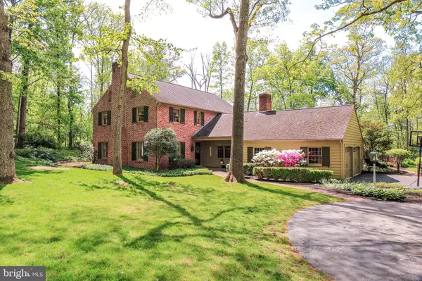 30 WOODS LN, Hanover, PA 17331