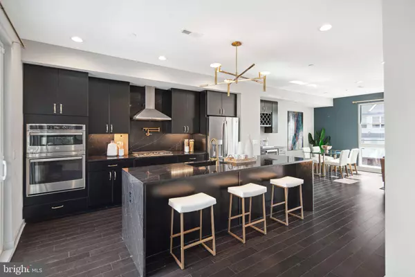 Philadelphia, PA 19123,670 N 13TH STREET