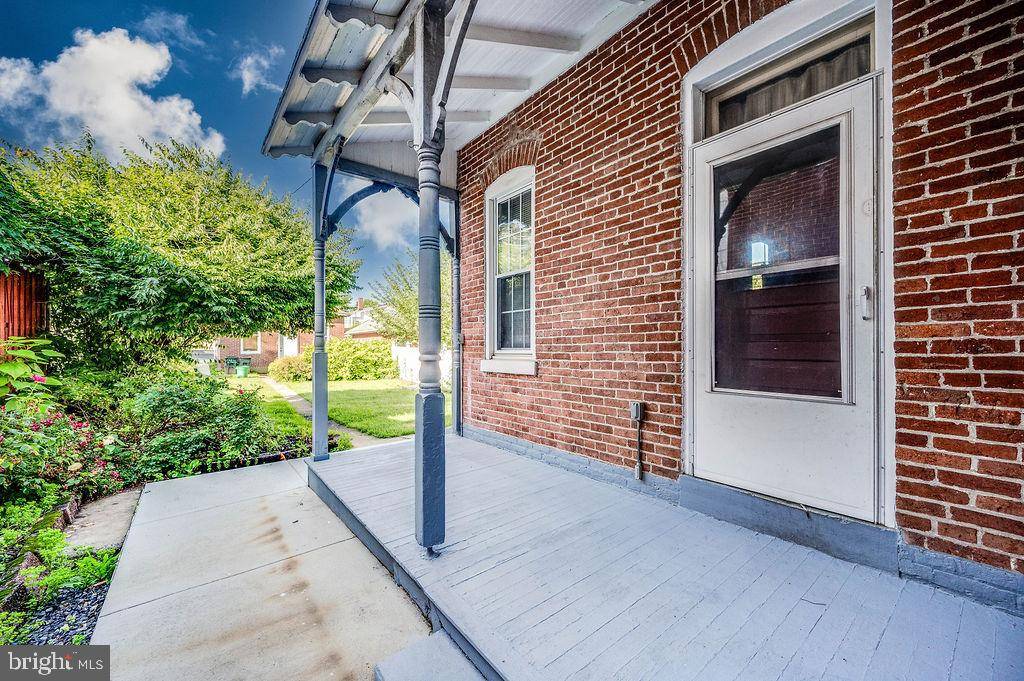 Reading, PA 19607,138 W BROAD ST