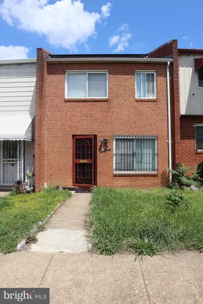 1260 BARNABY TER SE, Washington, DC 20032