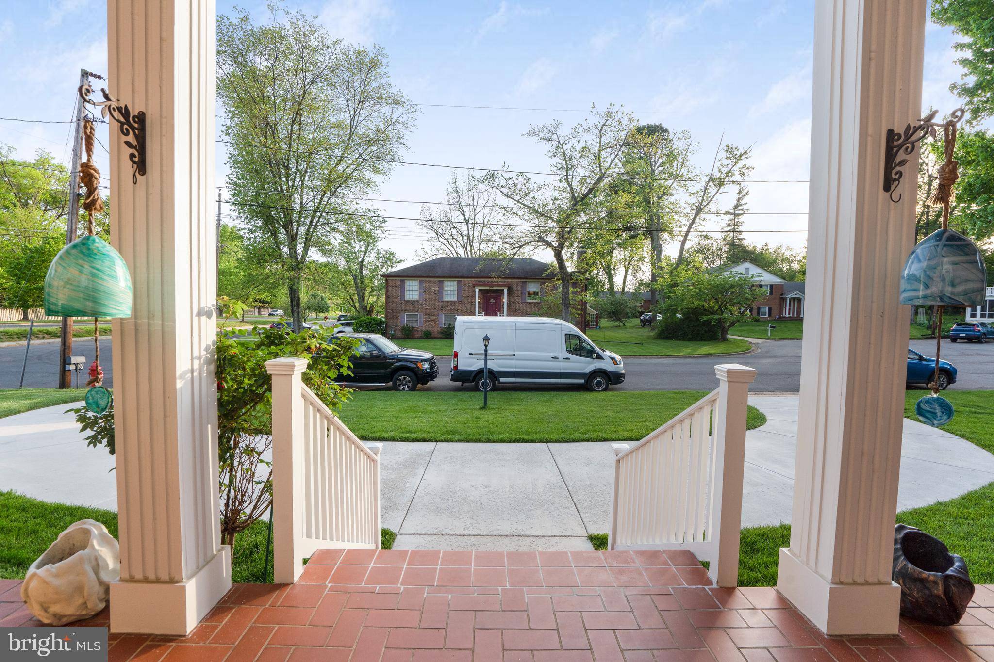 Vienna, VA 22180,101 OAKMONT CT NE