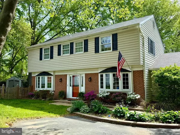 7221 WICKFORD DR, Alexandria, VA 22315