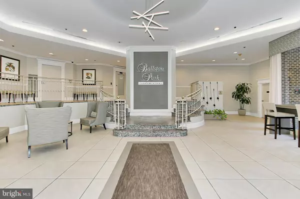 Arlington, VA 22201,1050 N STUART ST #617