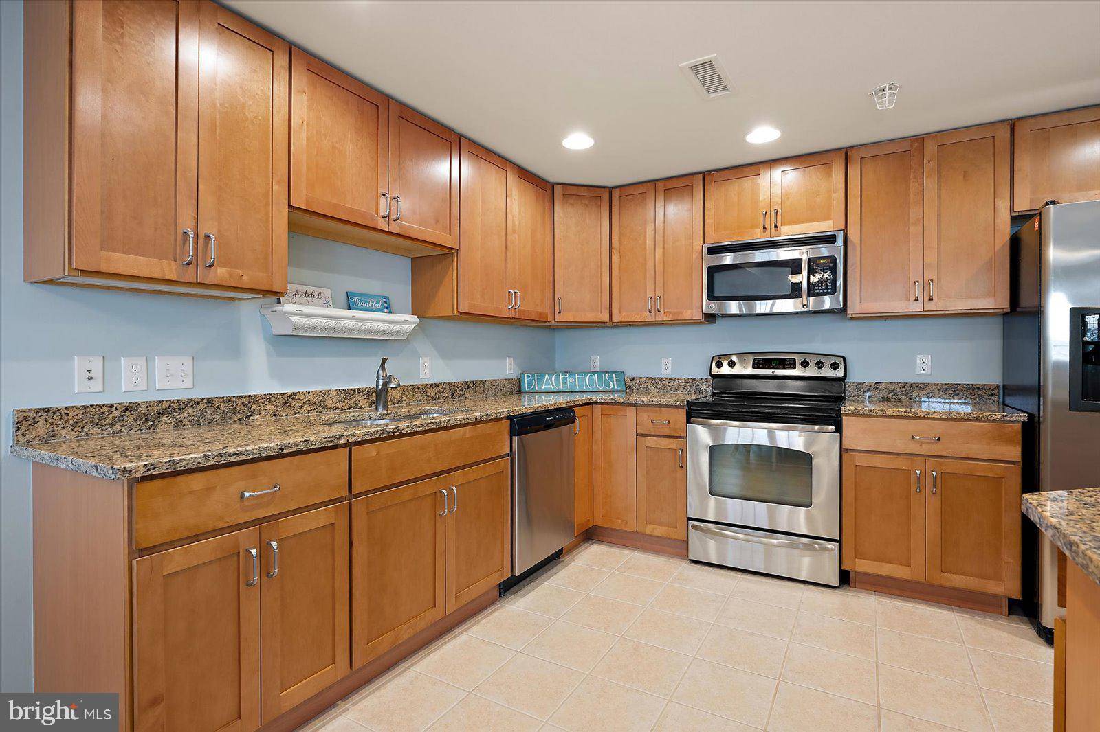 Ocean City, MD 21842,18 79TH ST #403