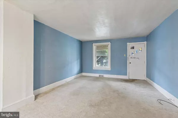 Coatesville, PA 19320,326 CHARLES ST