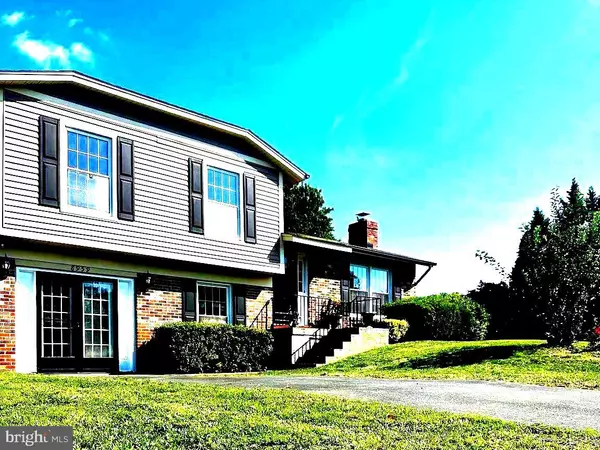 Manassas, VA 20110,8959 ROLLING RD