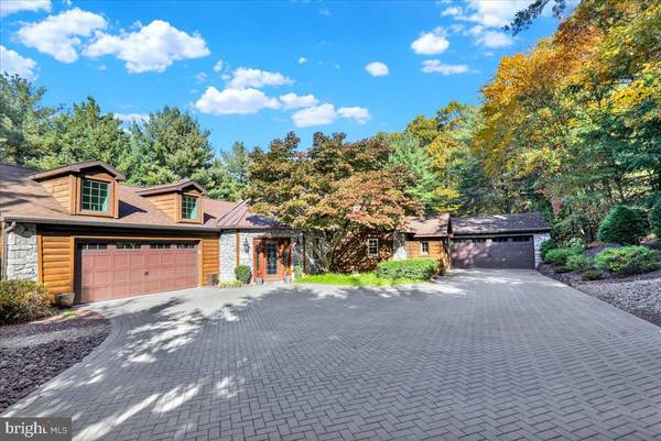566 IMPERIAL DR, Mohnton, PA 19540