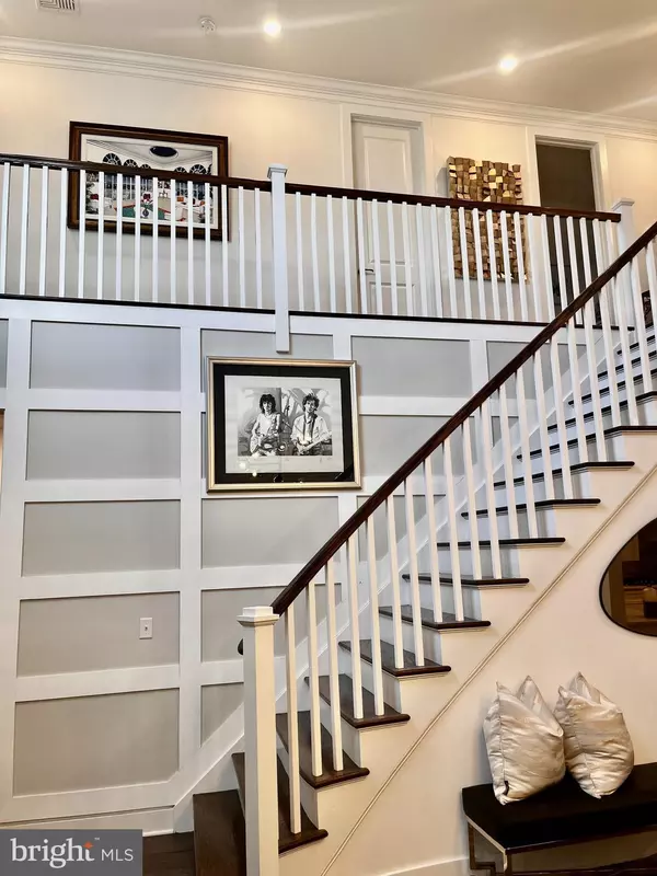 Lawrence Township, NJ 08648,11 SAINT ANDREWS AVE