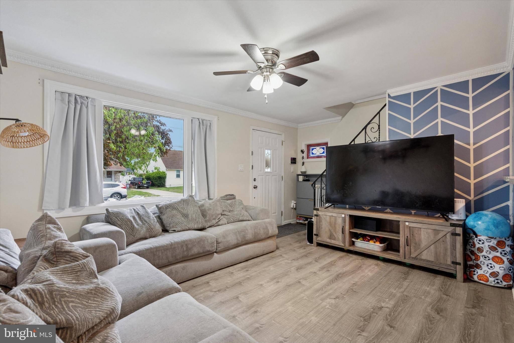 Hamilton, NJ 08610,16 BENSON LN