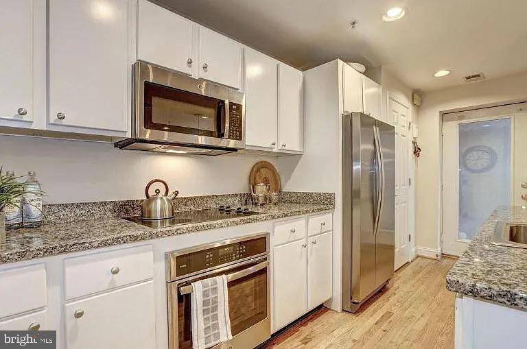 2801 CONNECTICUT AVE NW #12, Washington, DC 20008