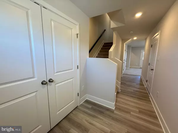 Millsboro, DE 19966,24804 WYE MILL LN