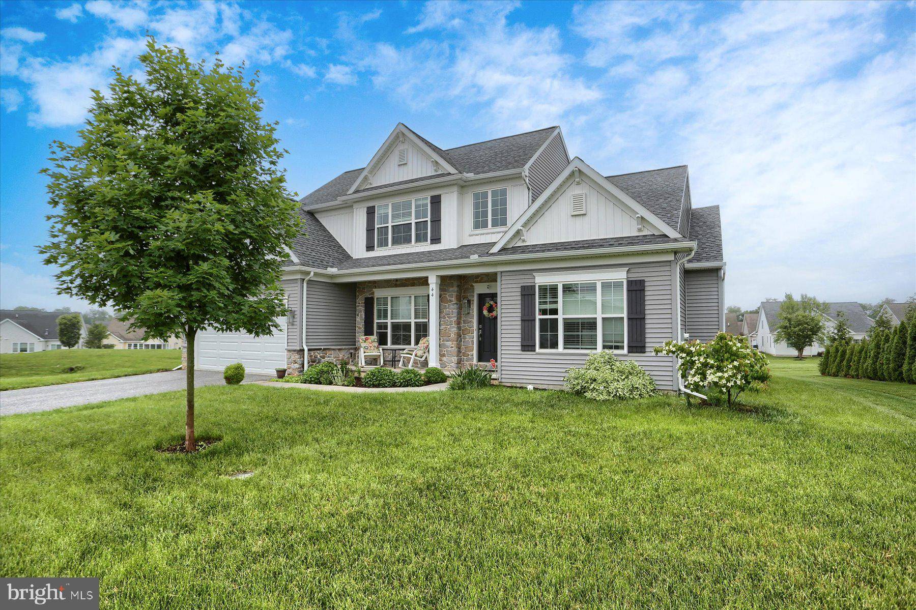 44 DANBURY DR, Mechanicsburg, PA 17050