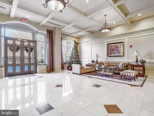 Mclean, VA 22102,1781 CHAIN BRIDGE RD #307