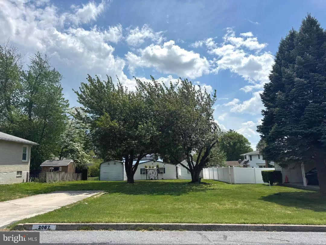 Camp Hill, PA 17011,2067 CLARENDON ST