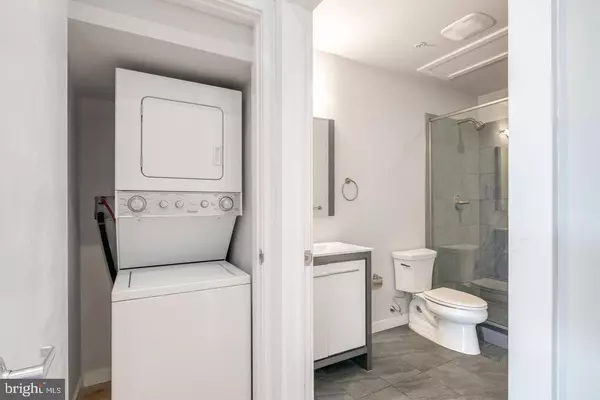 Philadelphia, PA 19147,412-26 S 13TH ST #UNIT 606