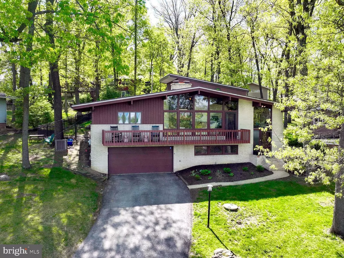 York, PA 17403,264 GREENDALE RD