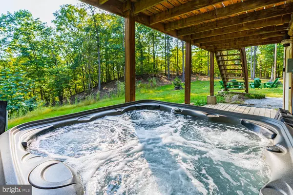 Berkeley Springs, WV 25411,1276 BIRCH GROVE LN