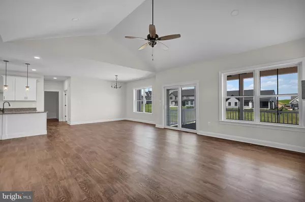 York, PA 17406,774 OXFORD DR #7