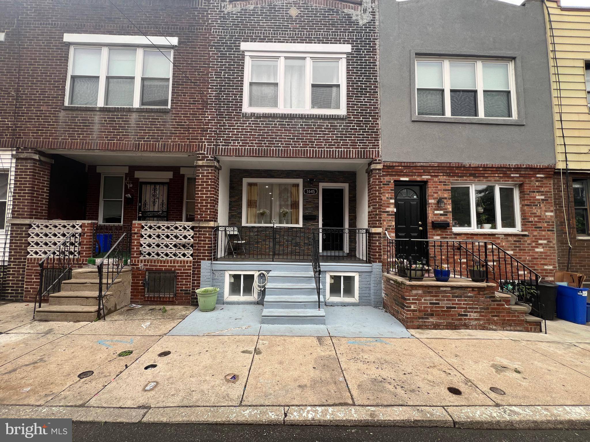 1645 S MARSTON ST, Philadelphia, PA 19145