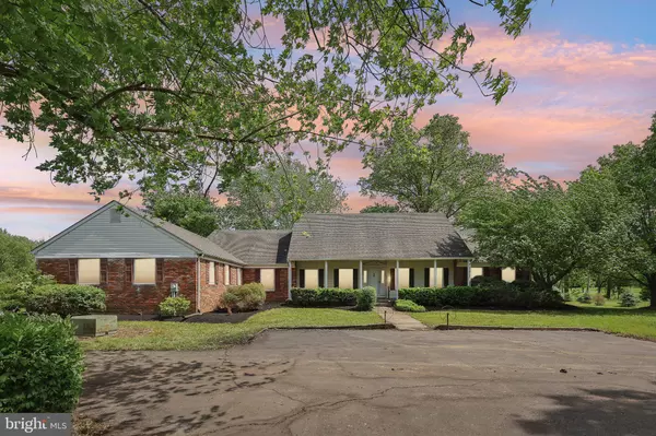 237 BORDENTOWN-GEORGETOWN RD, Chesterfield, NJ 08515