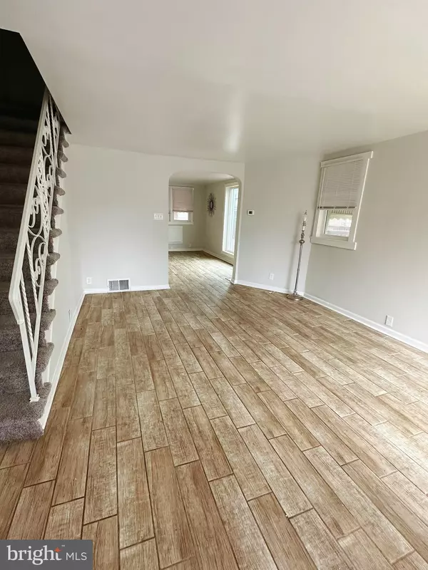 Philadelphia, PA 19135,4056 BENNER ST