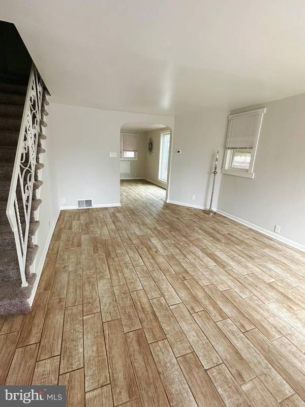 Philadelphia, PA 19135,4056 BENNER ST