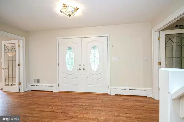 Clementon, NJ 08021,1056 CHEWS LANDING RD