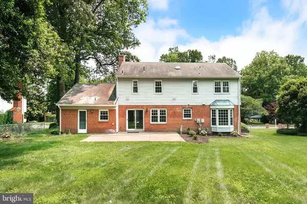 Vienna, VA 22180,609 KEARNEY CT SW