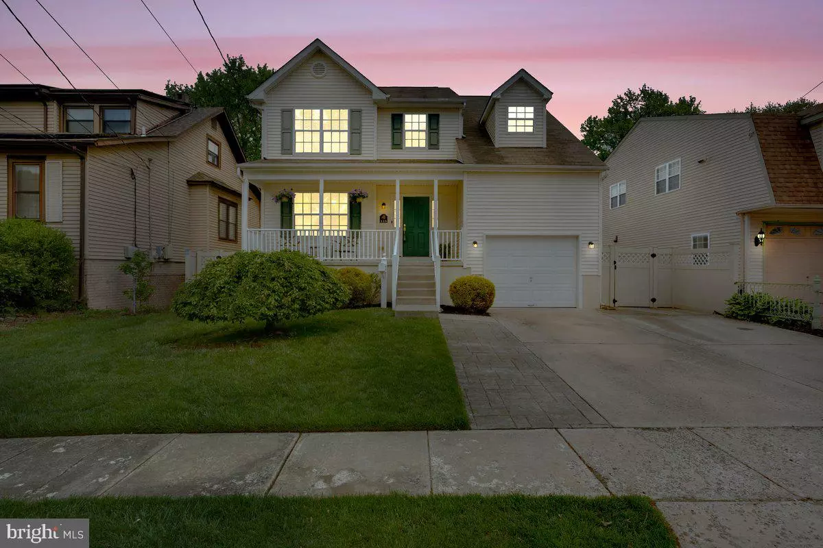 Maple Shade, NJ 08052,115 S MAPLE AVE