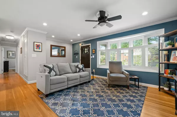 Fairfax, VA 22030,4208 SIDEBURN RD