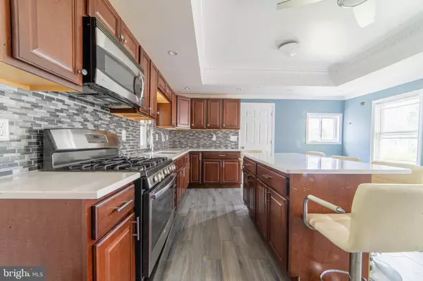 Vineland, NJ 08360,214 FENIMORE ST