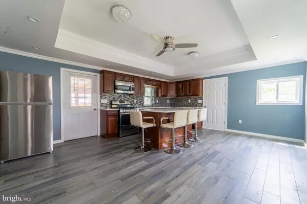 Vineland, NJ 08360,214 FENIMORE ST