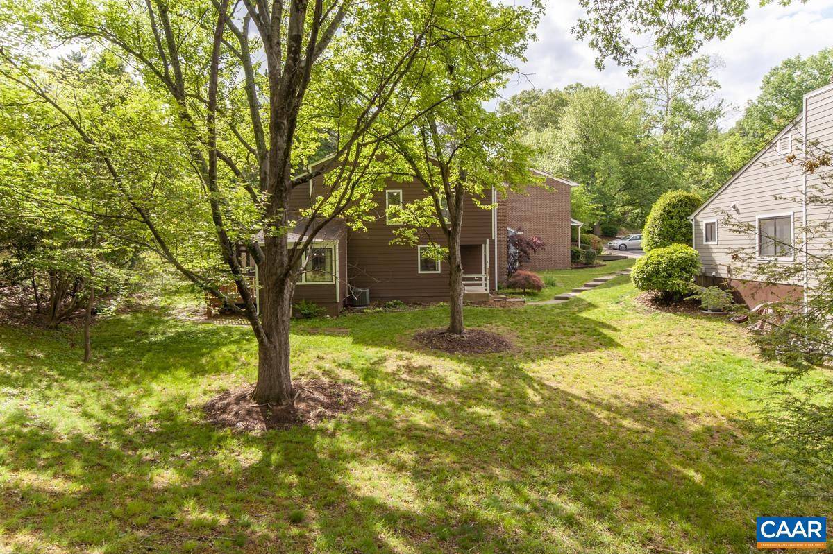 Charlottesville, VA 22901,1048 CHESHIRE CT