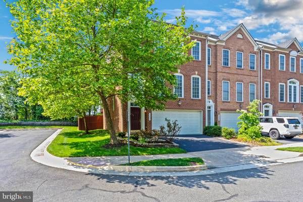 Alexandria, VA 22312,4698 HELEN WINTER TER