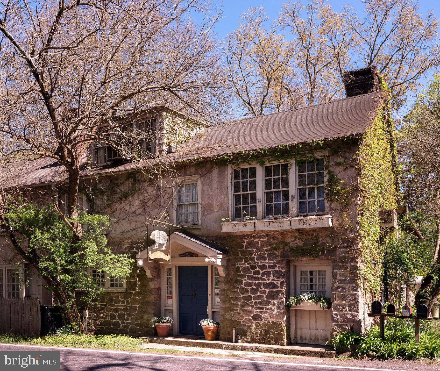 2590 RIVER RD, New Hope, PA 18938