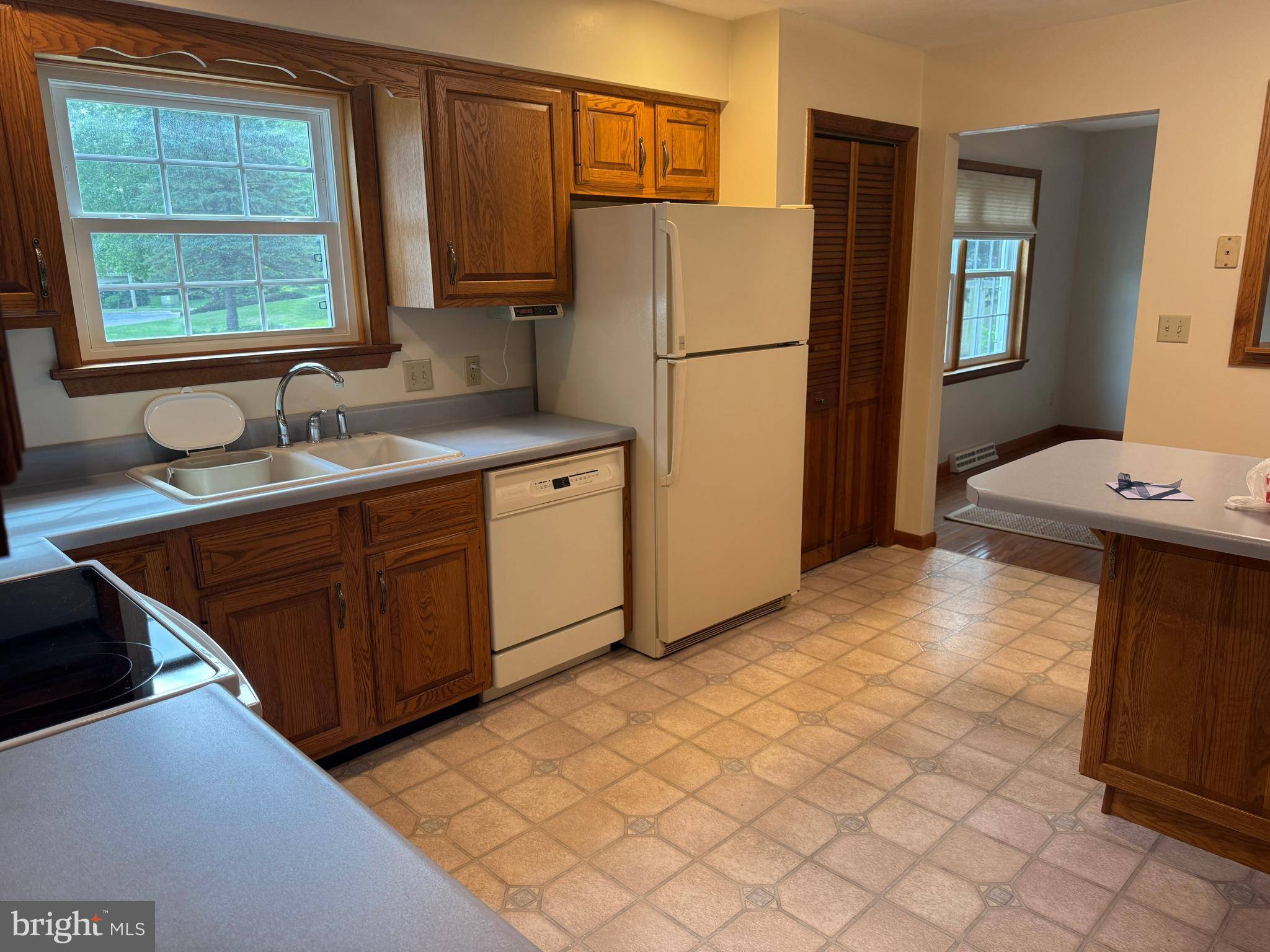 State College, PA 16801,919 GRACE ST
