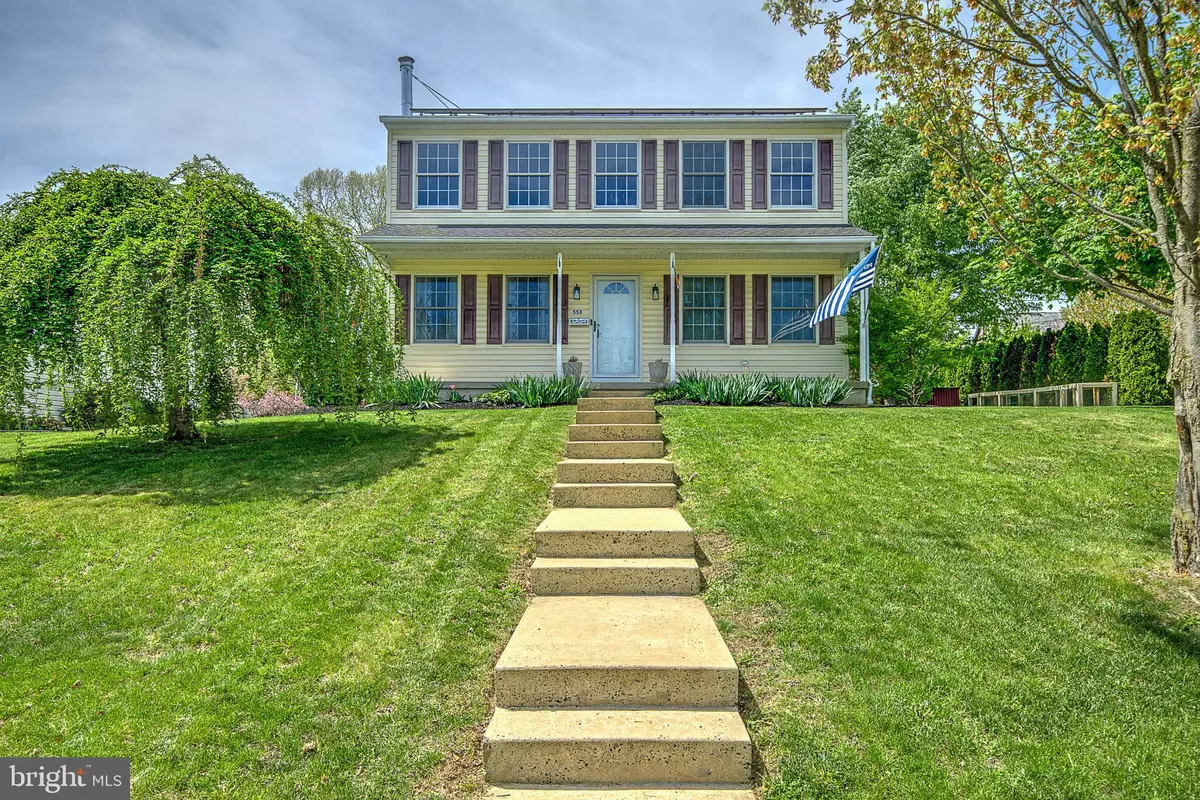 Pennsburg, PA 18073,553 PENN ST
