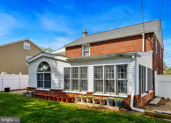 Springfield, PA 19064,306 E SPRINGFIELD RD