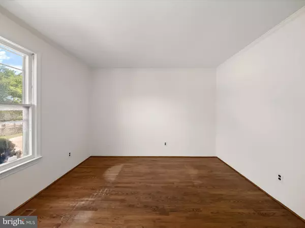 Silver Spring, MD 20904,222 SPRINGLOCH RD