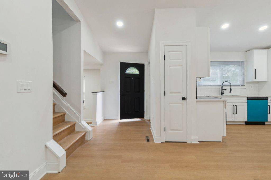 Baltimore, MD 21228,7813 MAIN FALLS CIR