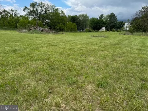 Kearneysville, WV 25430,2.15 ACRE MA AND PA PARKWAY