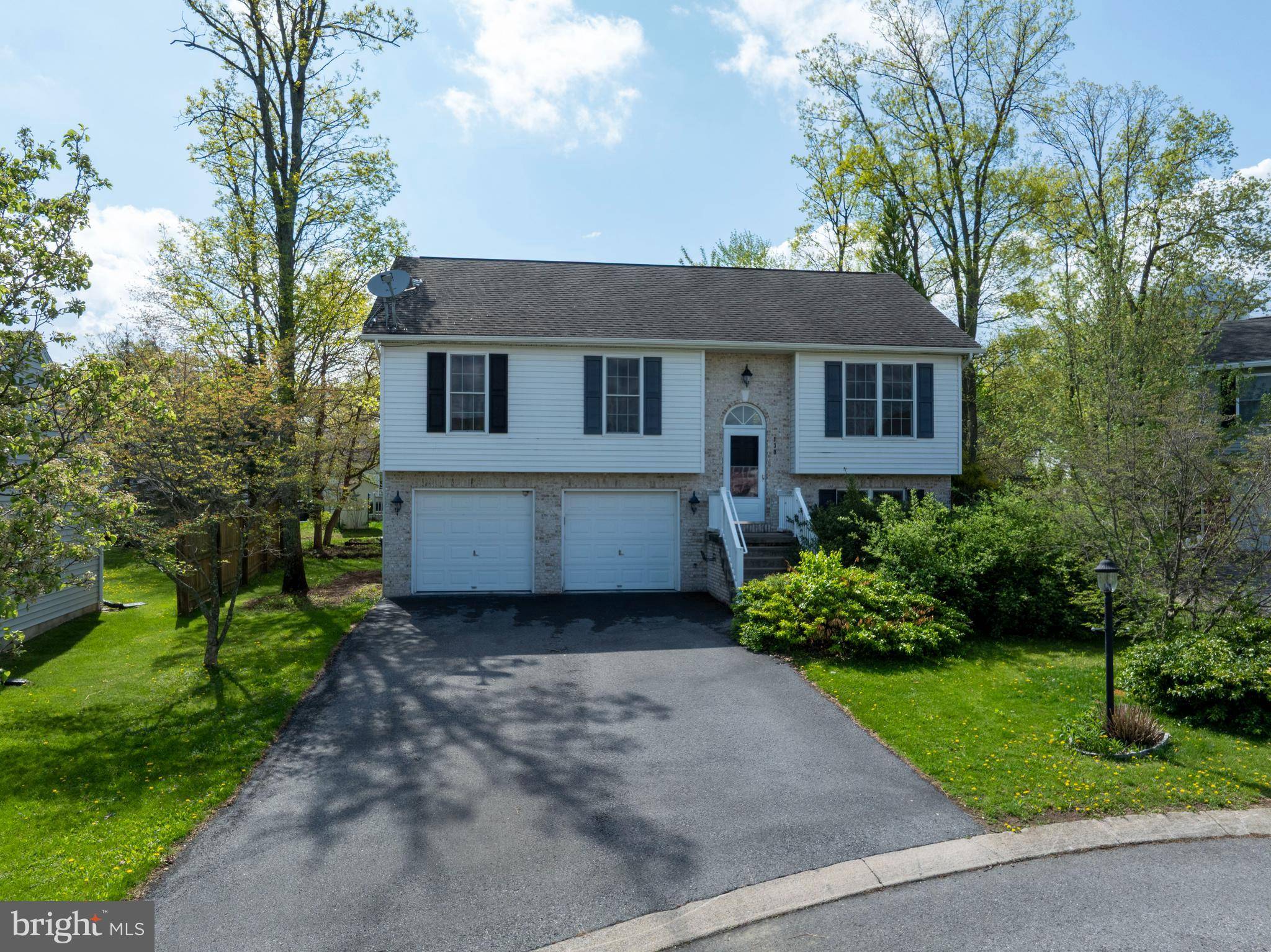 130 CLEMSON CT, State College, PA 16803