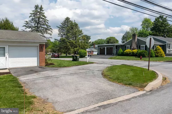 Ronks, PA 17572,201 EASTBROOK RD