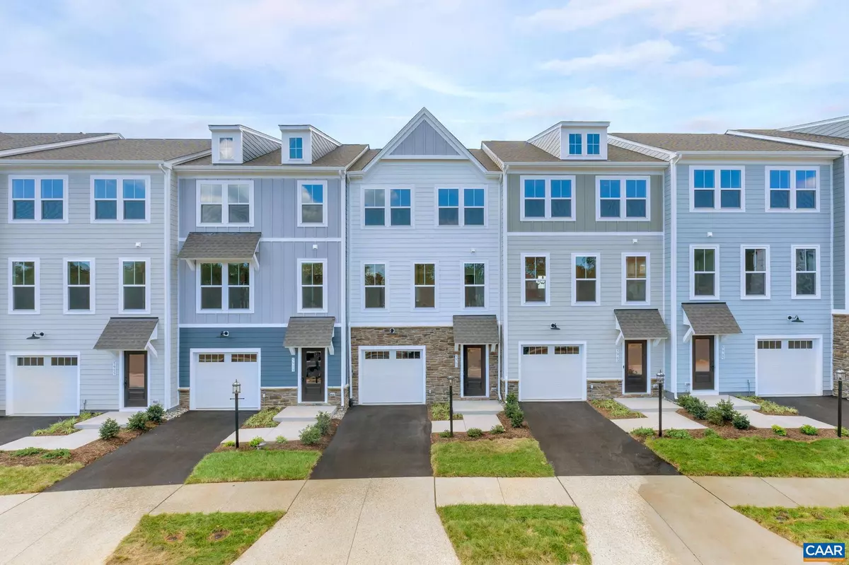Crozet, VA 22932,5974 CLING LN